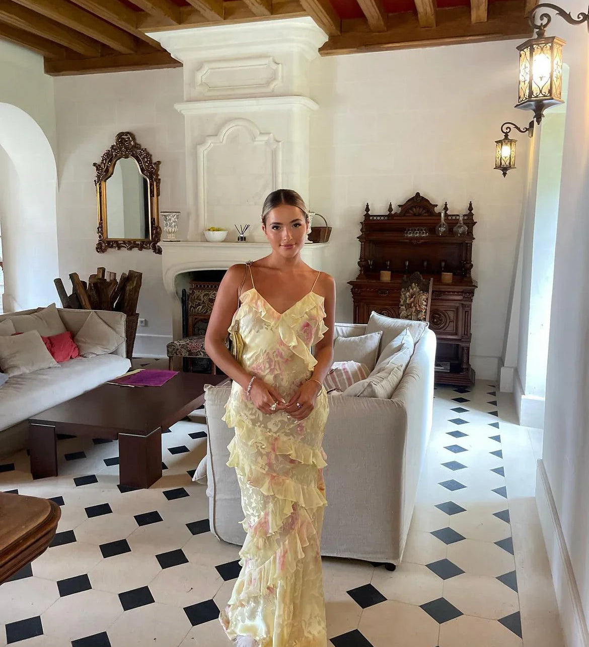 Julieta | Pikk gara kleit – Elegantne ja romantiline