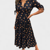 Monika | Elegantsed täppidega kleidid